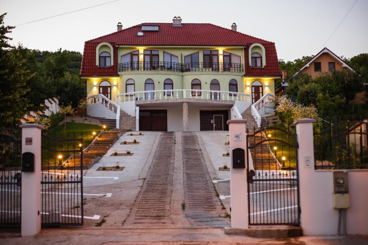 Rya Residence אורדאה מראה חיצוני תמונה